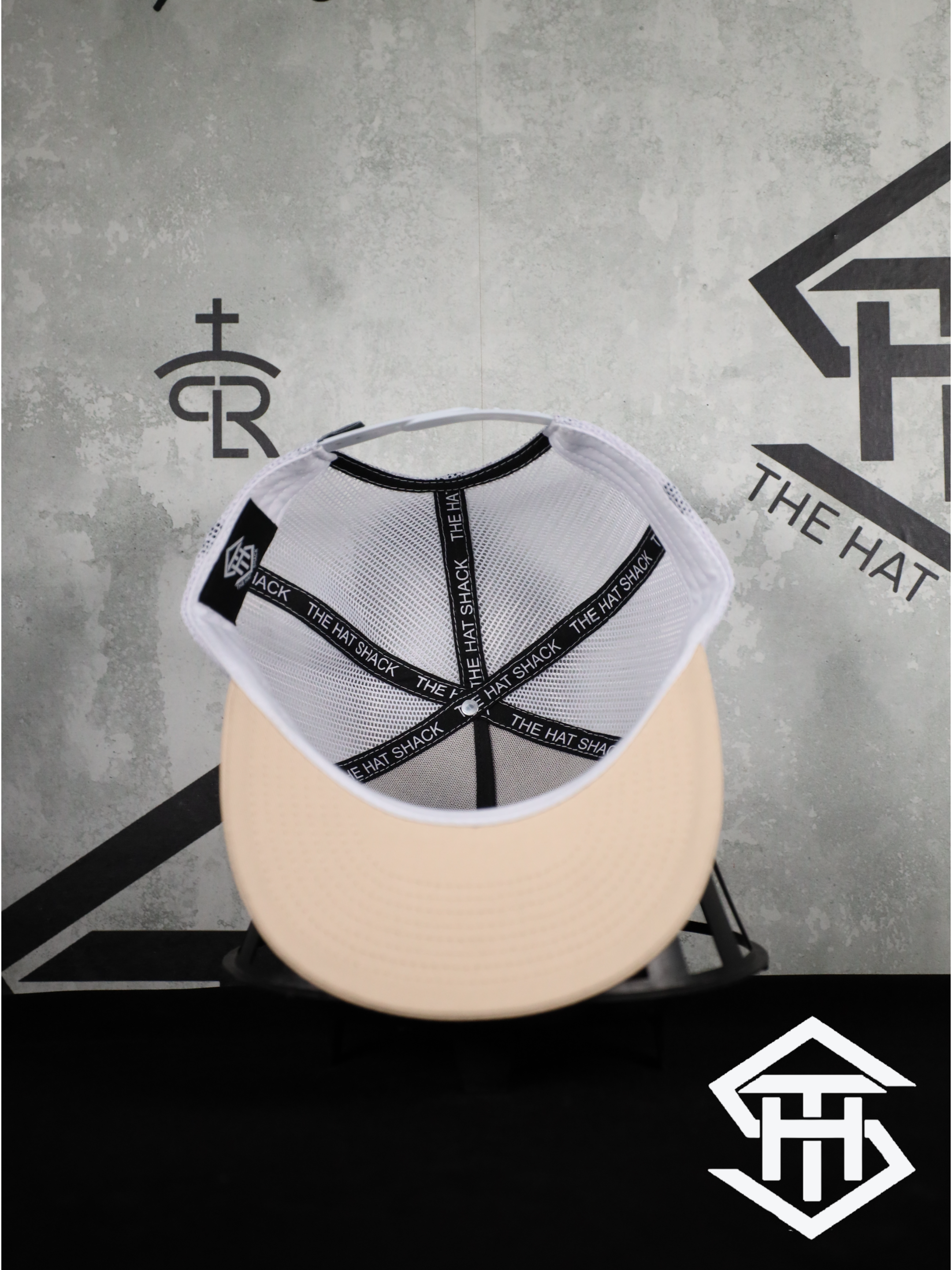 RLP SnapBack 11 Off White