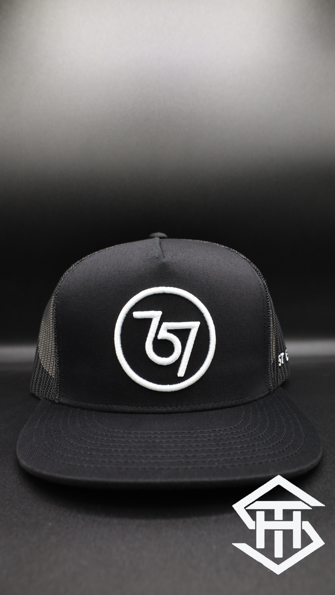 757 Black / White logo Snapback