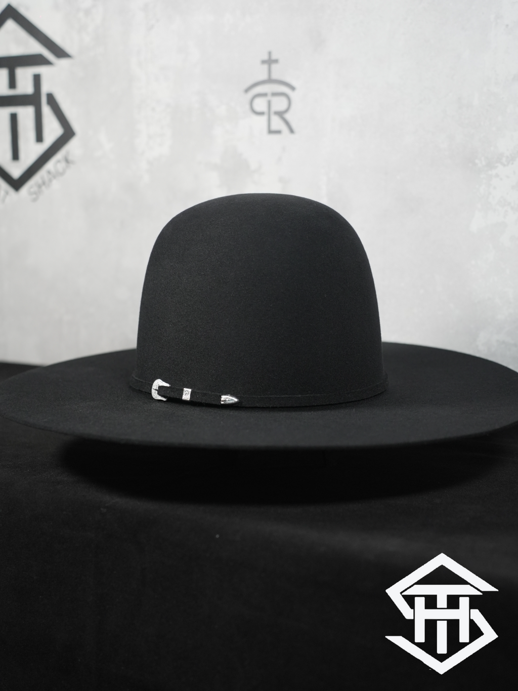 Serratelli 6x Black Regular Crown / 4.5in. Brim Felt Hat