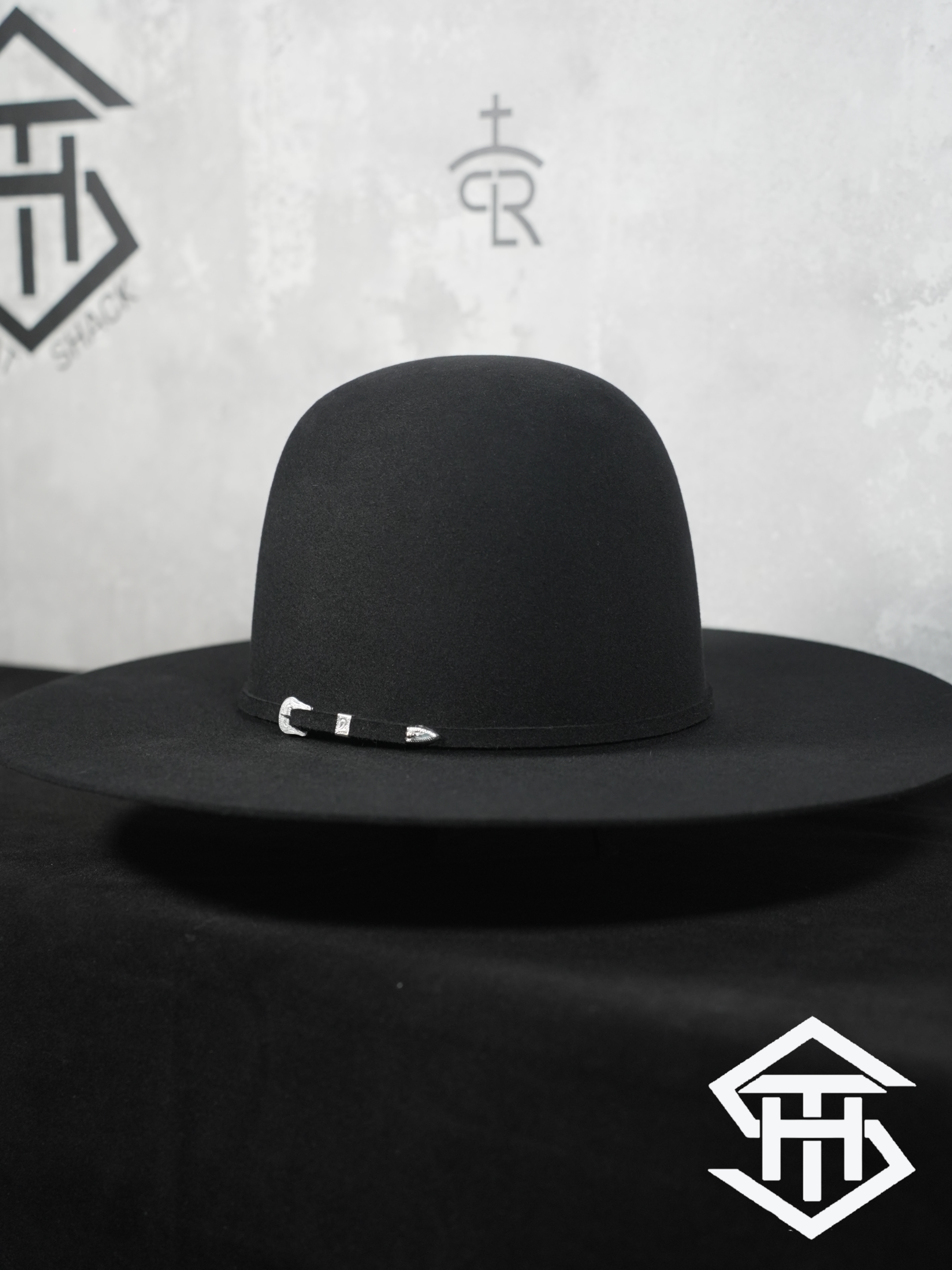 Serratelli 6x Black Regular Crown / 4.5in. Brim Felt Hat