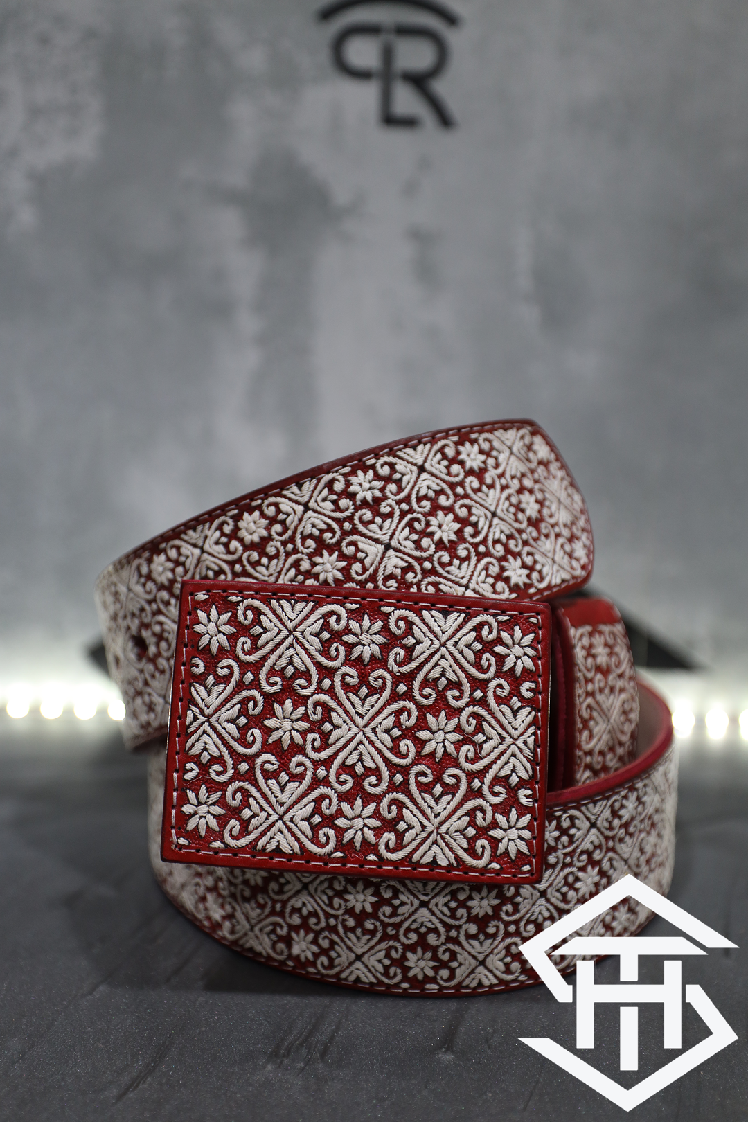 Cinto Piteado " Corazones " Vino / 2.25in. Wide