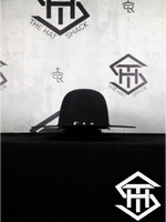 20x Serratelli " Black " Regular Crown / 4.25in. Brim