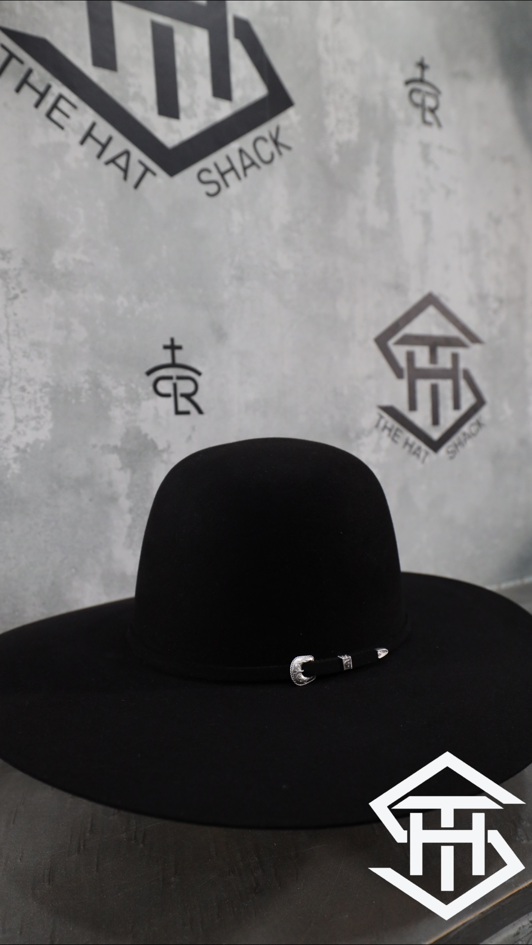 30X Tacchino Black 6in. Regular Crown / 4.5in. Brim